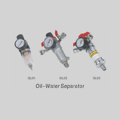 How to clean the oil-water separator？